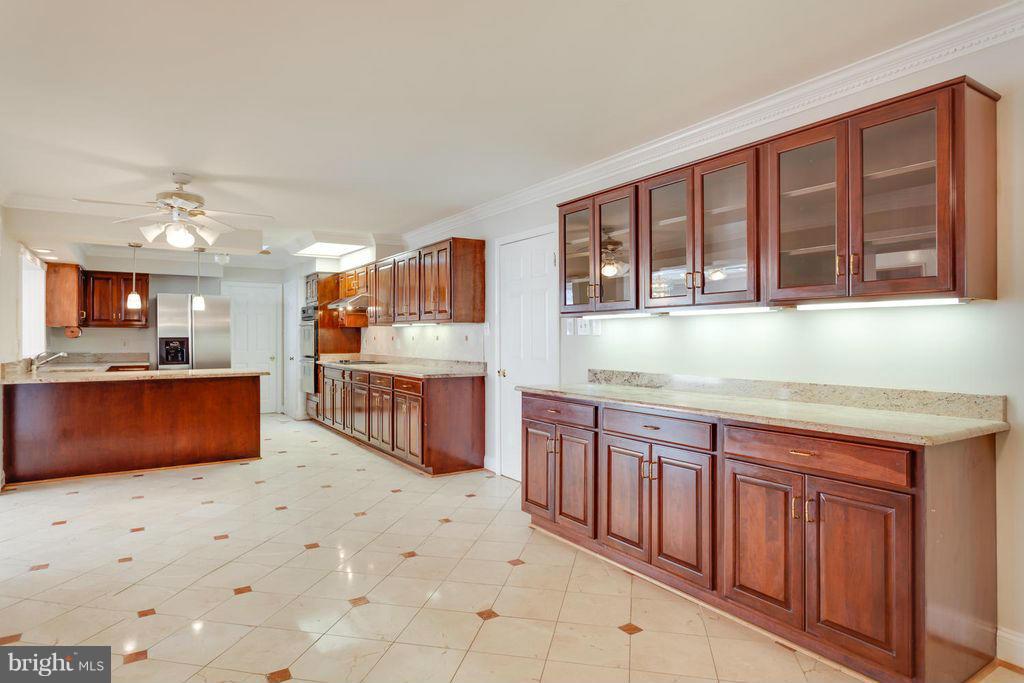 LANGLEY OAKS - Residential