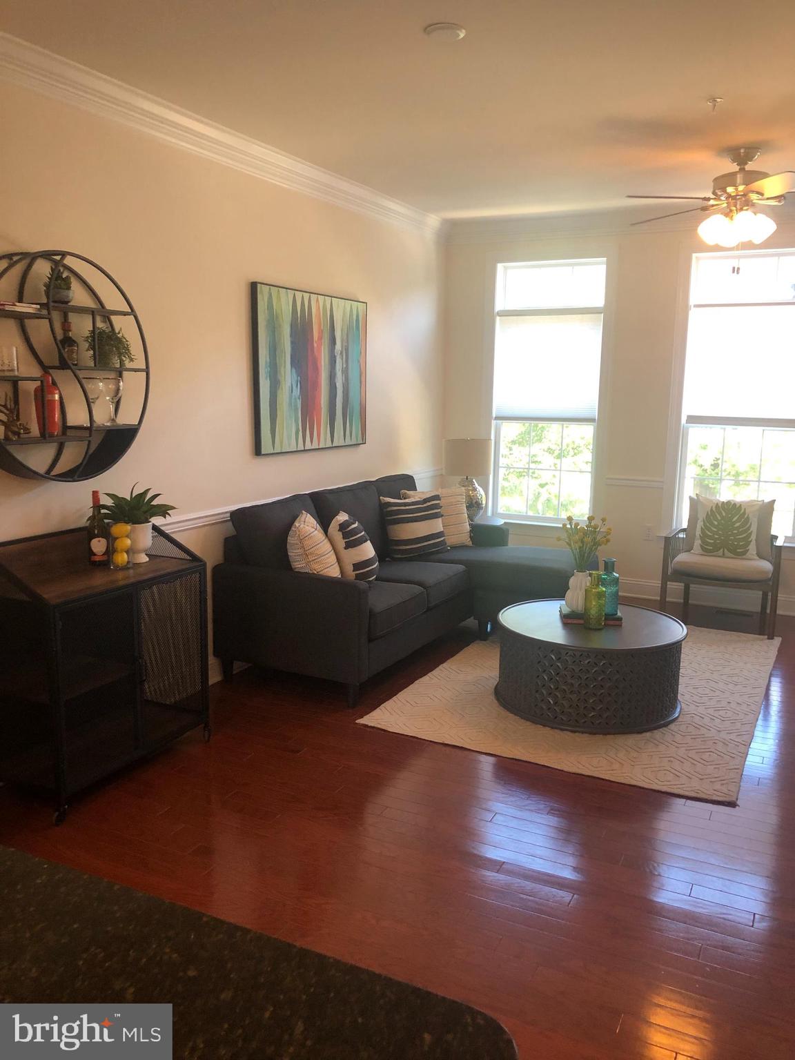 BUCKINGHAM COMMONS - Residential Lease