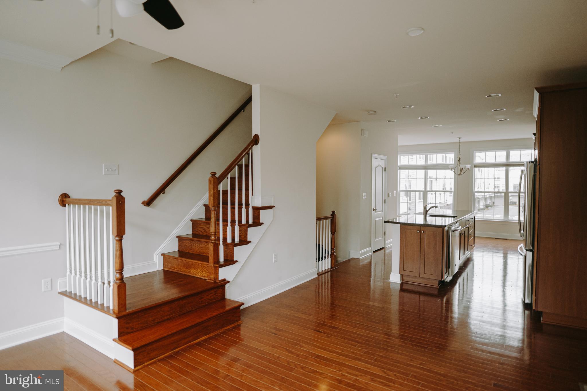 BUCKINGHAM COMMONS - Residential Lease