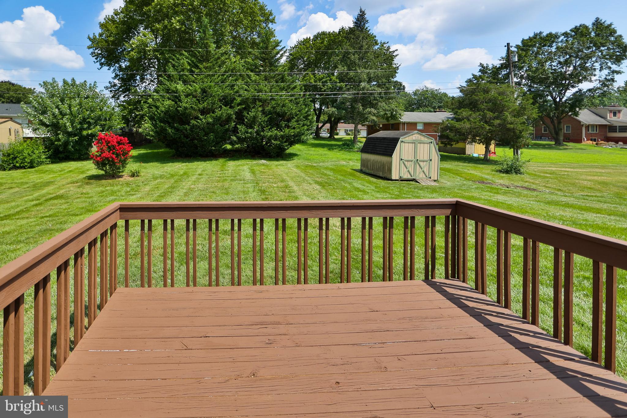 MAUGANSVILLE - Residential