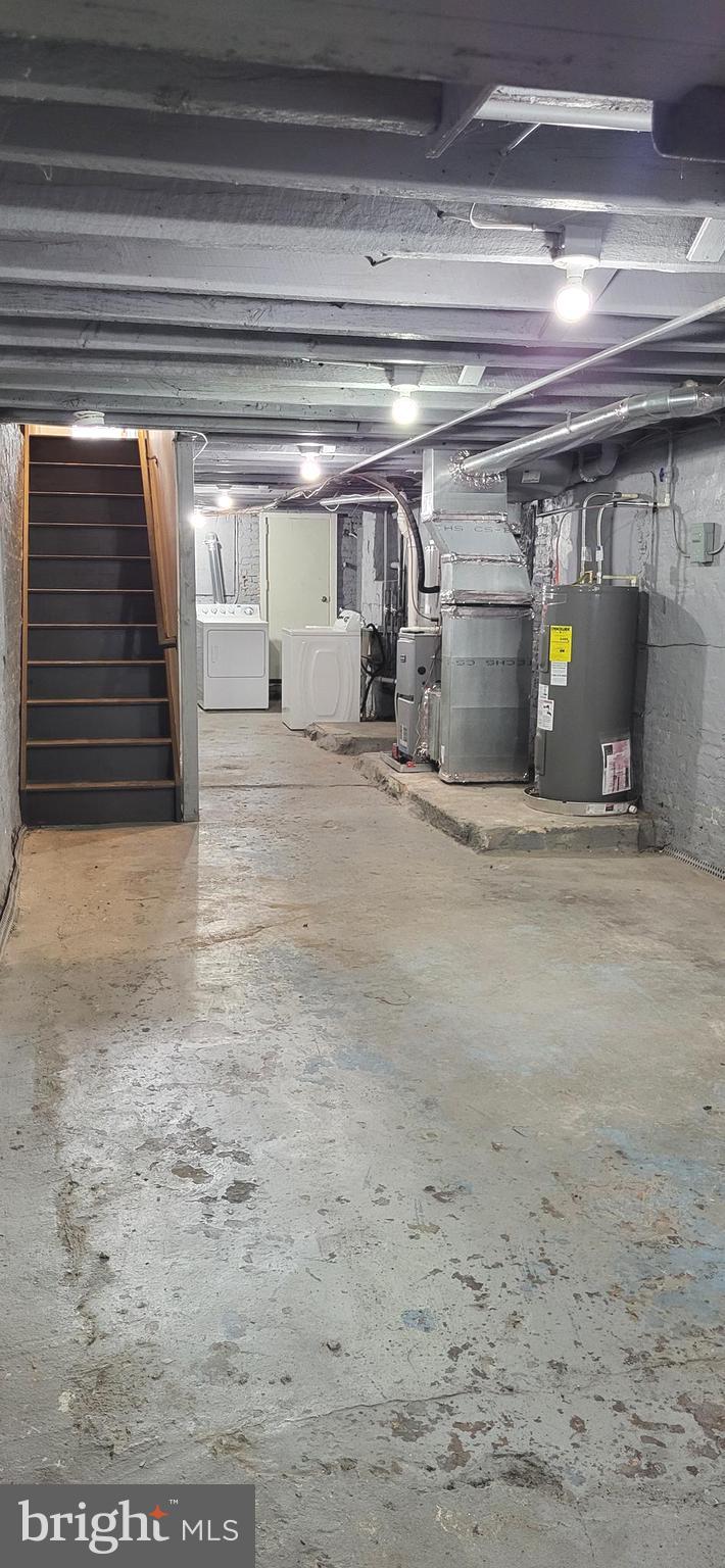 ELWOOD PARK - Residential