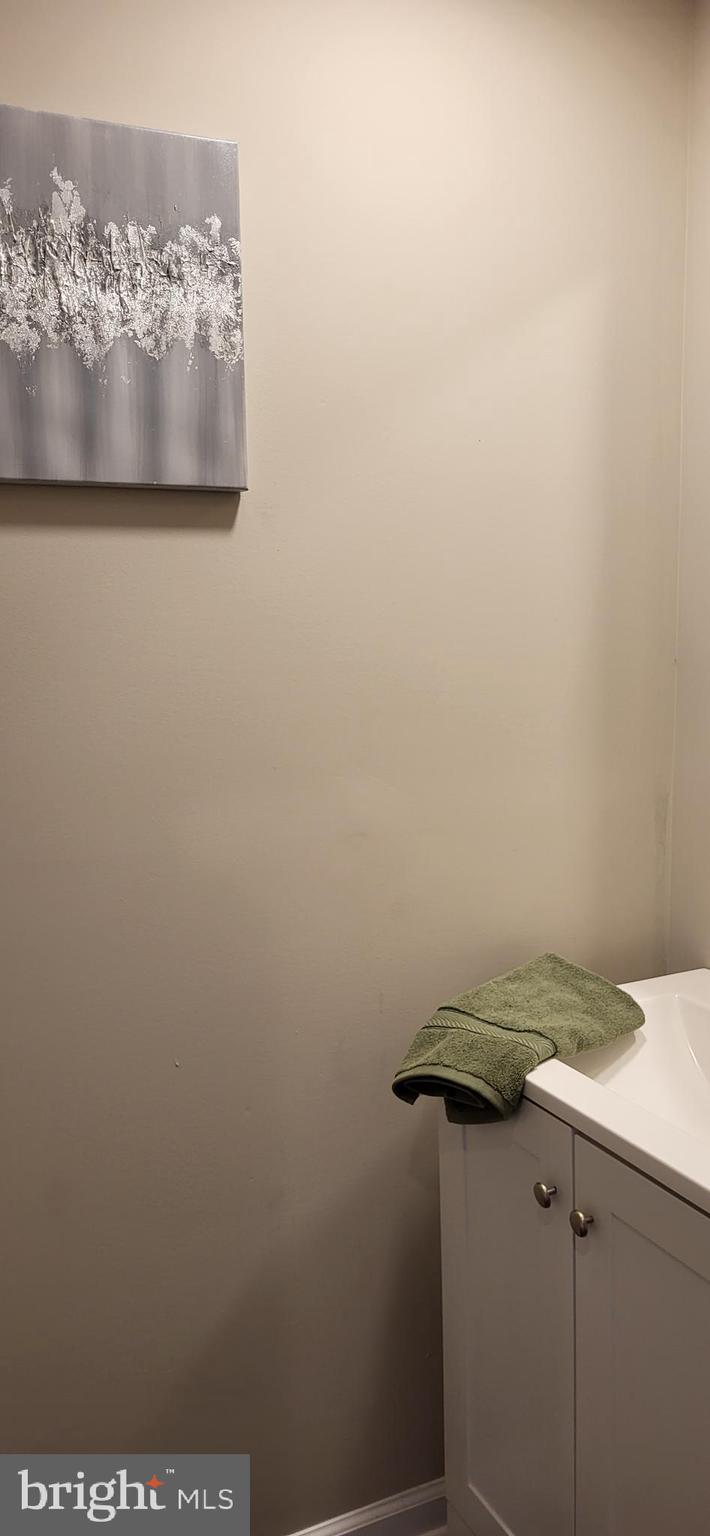 ELWOOD PARK - Residential