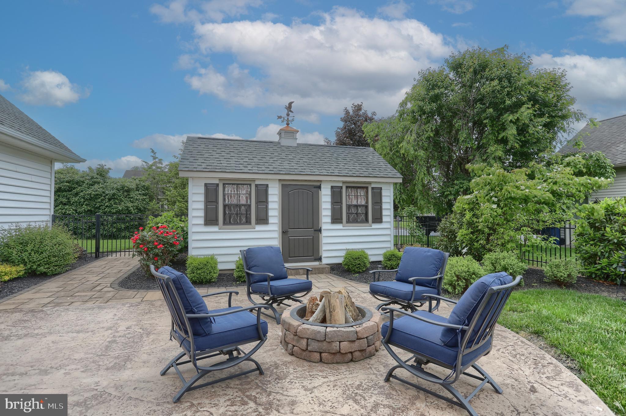 395 OLDE MEADOW LANE