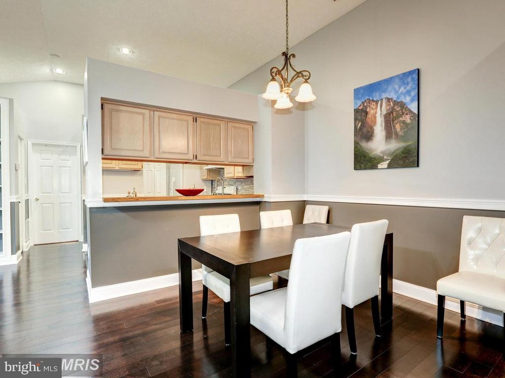 WATERS EDGE AT NORTH LAKE - Residential Lease