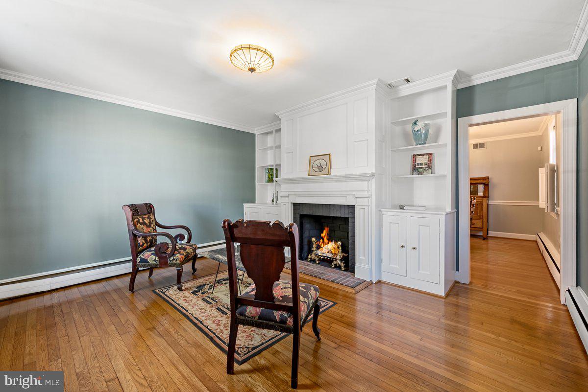 OLD TOWN ALEXANDRIA - Residential