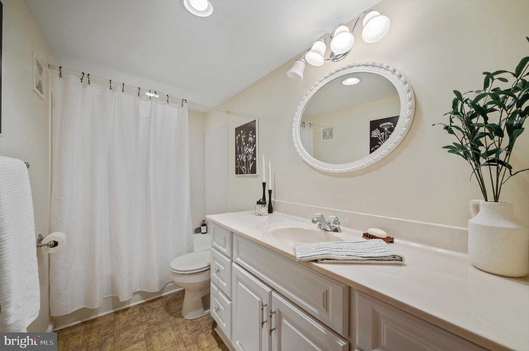 TUSCAWILLA HILLS - Residential