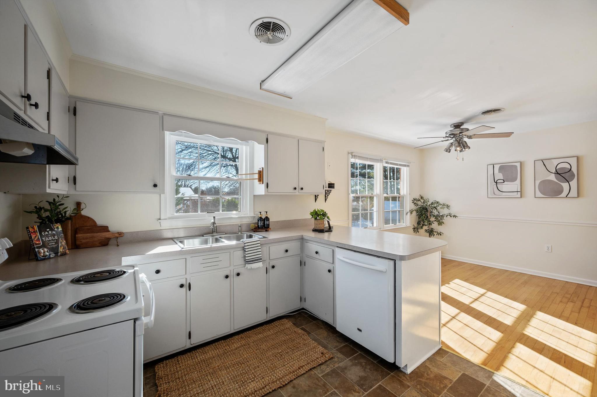 TUSCAWILLA HILLS - Residential