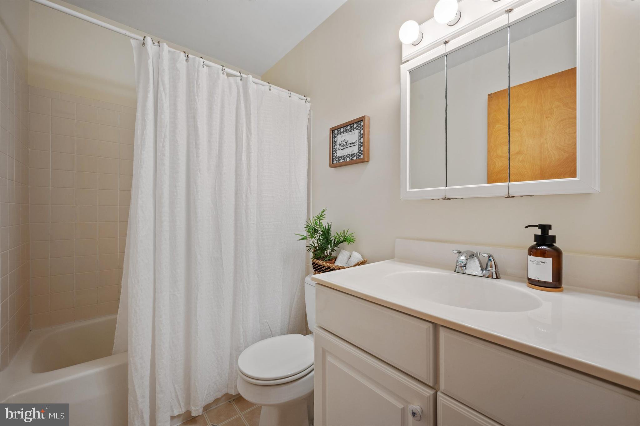 TUSCAWILLA HILLS - Residential