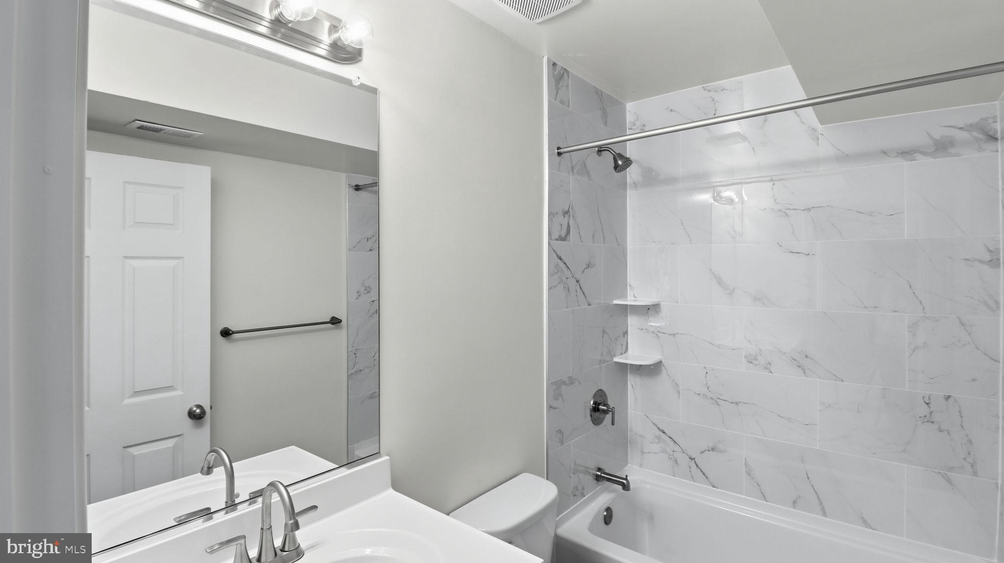 EDGEMERE/SPARROWS POINT - Residential