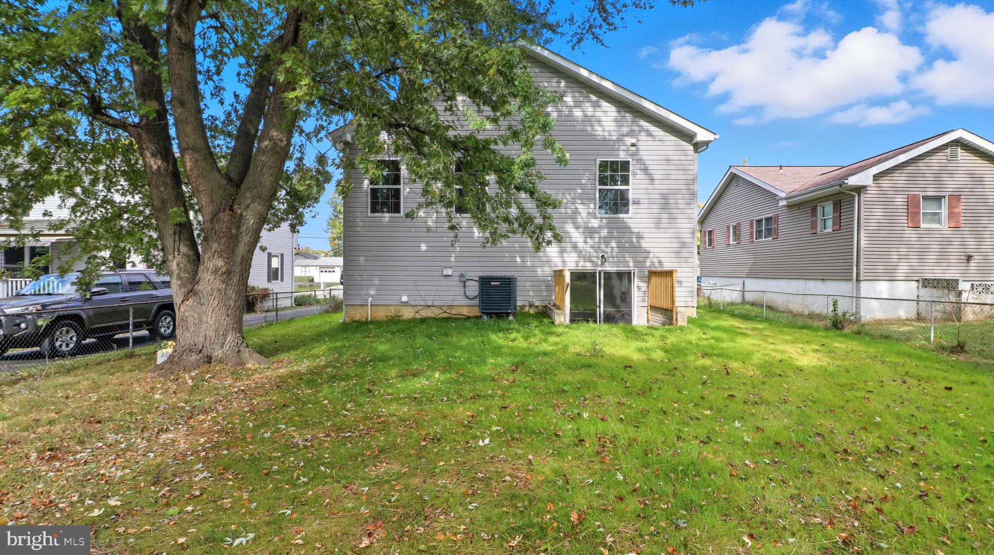 EDGEMERE/SPARROWS POINT - Residential