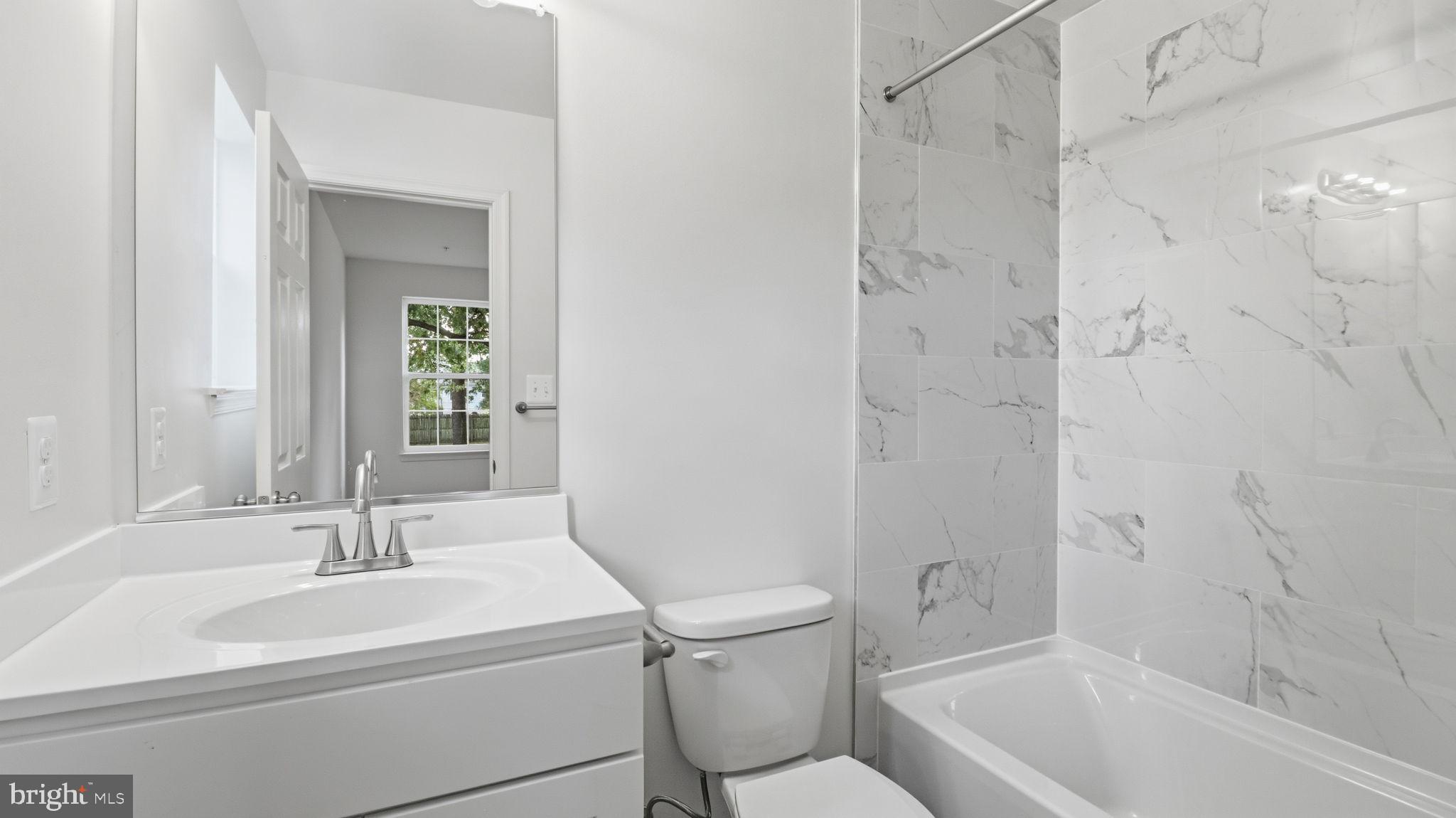 EDGEMERE/SPARROWS POINT - Residential