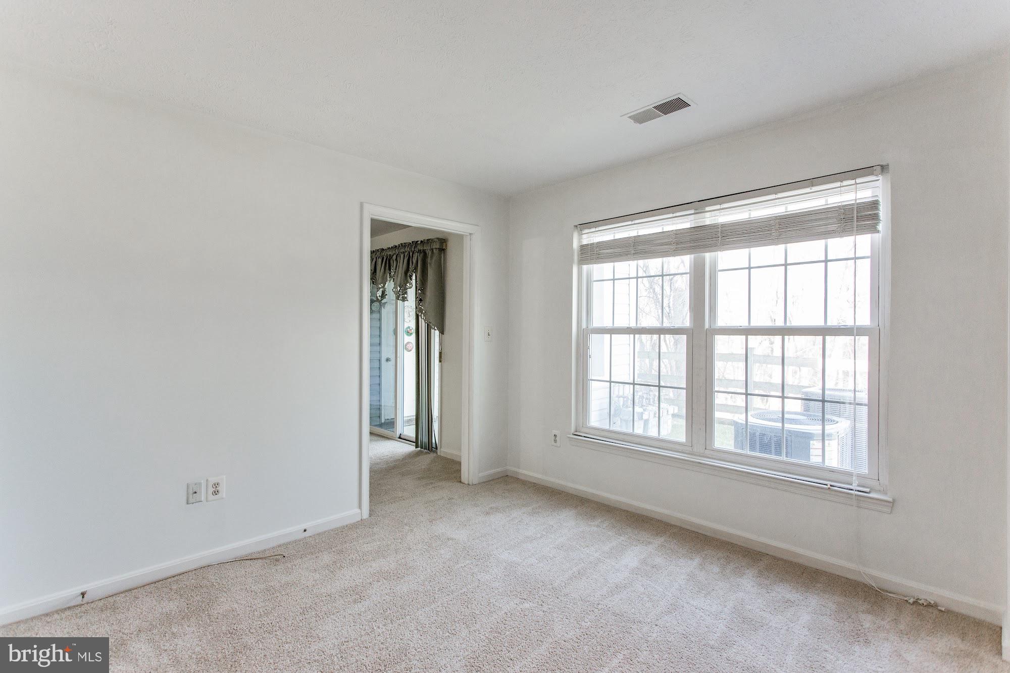 TIMBER GROVE - Residential Lease