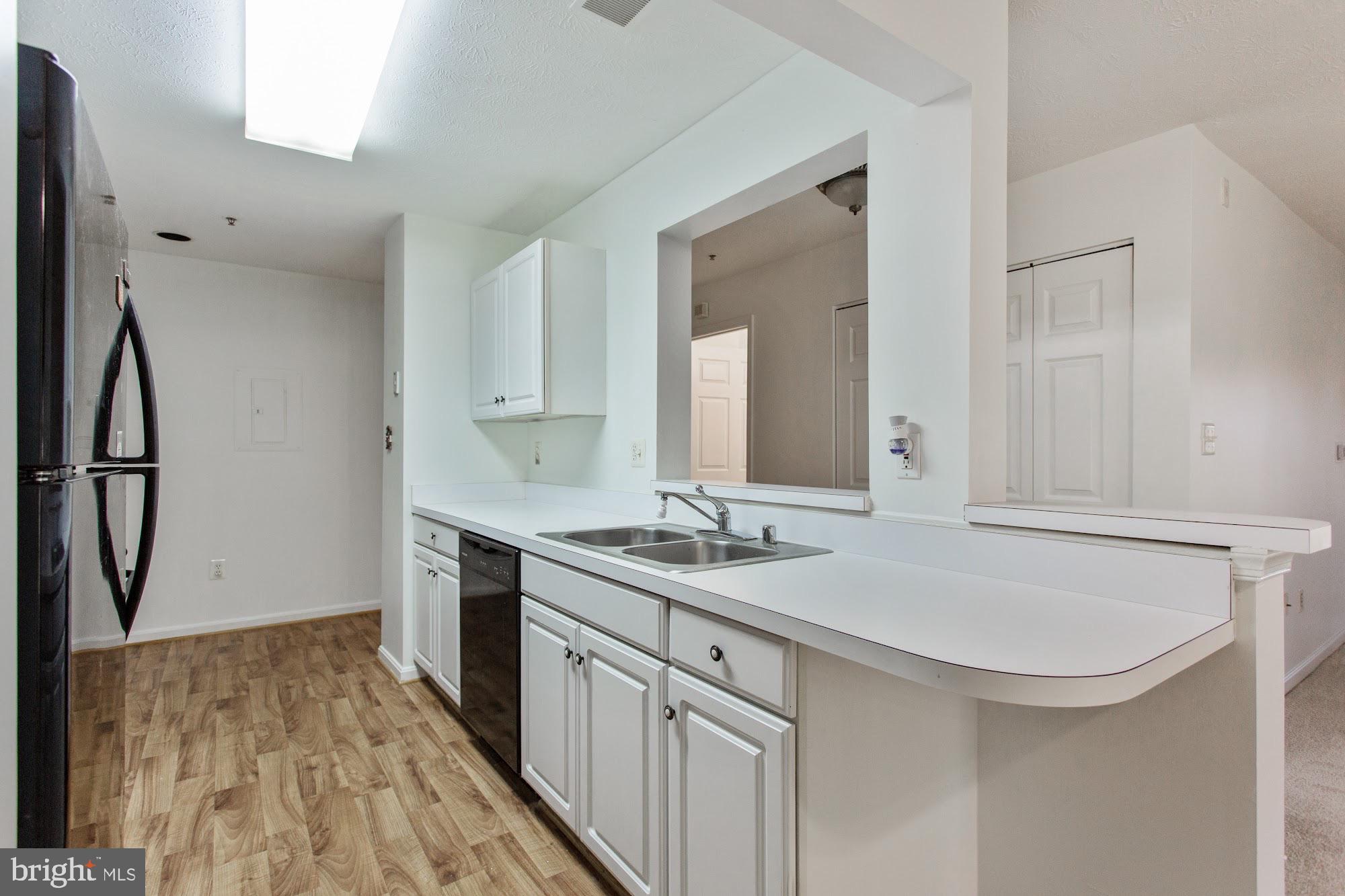 TIMBER GROVE - Residential Lease