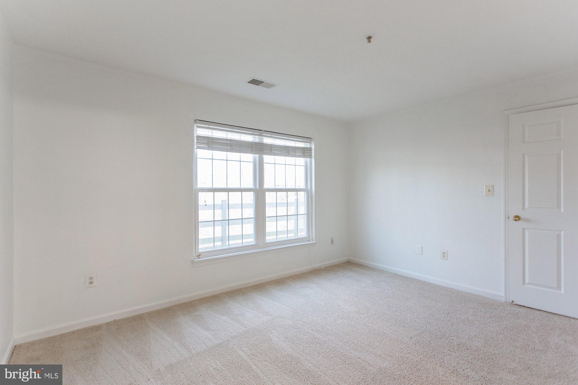 TIMBER GROVE - Residential Lease