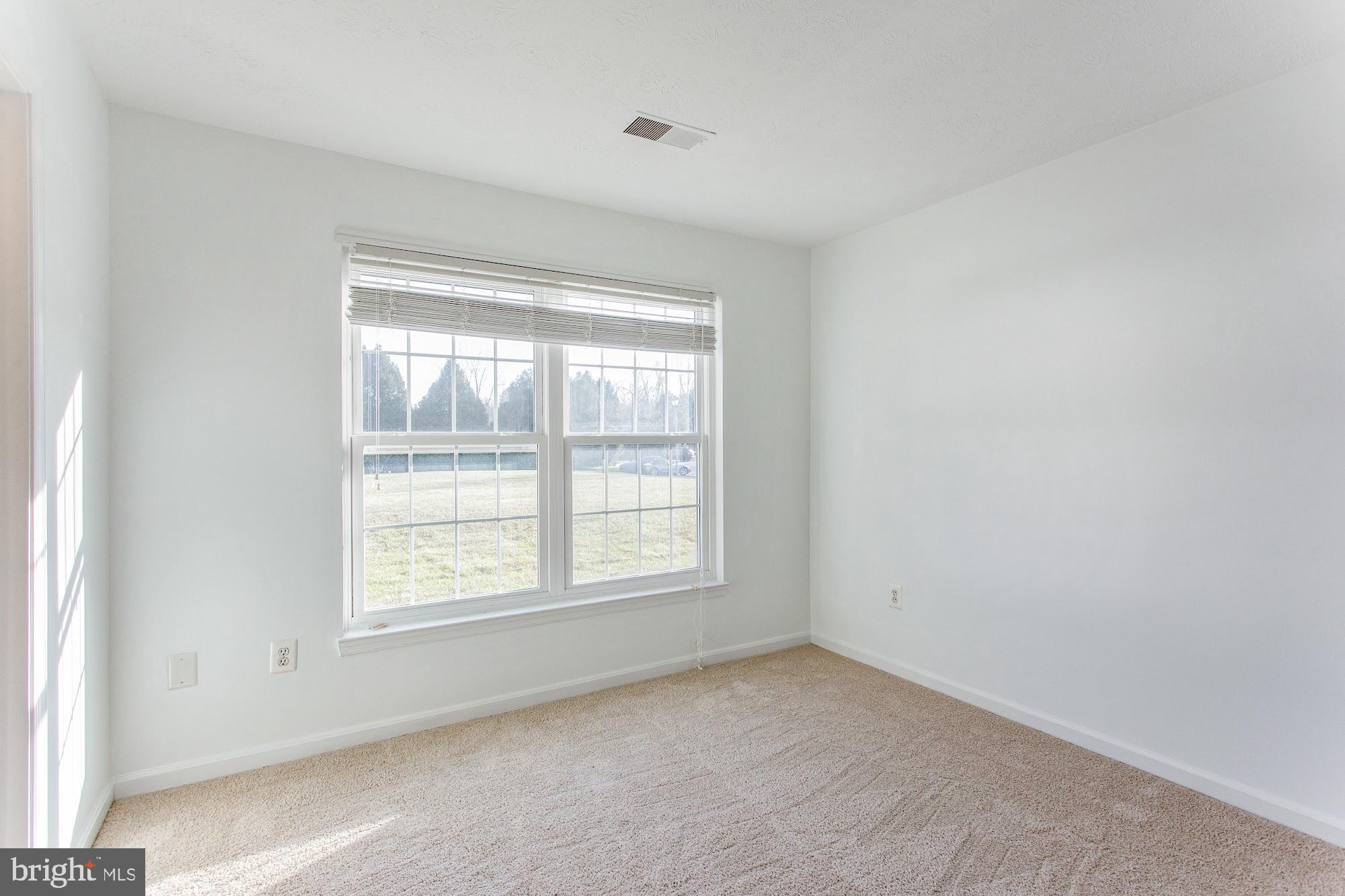 TIMBER GROVE - Residential Lease