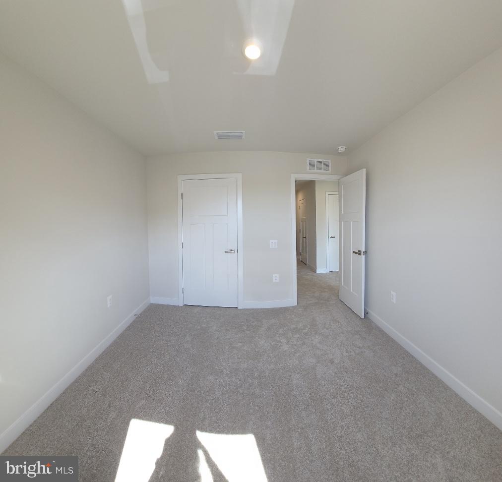 ALEXANDER'S CROSSING - Residential Lease