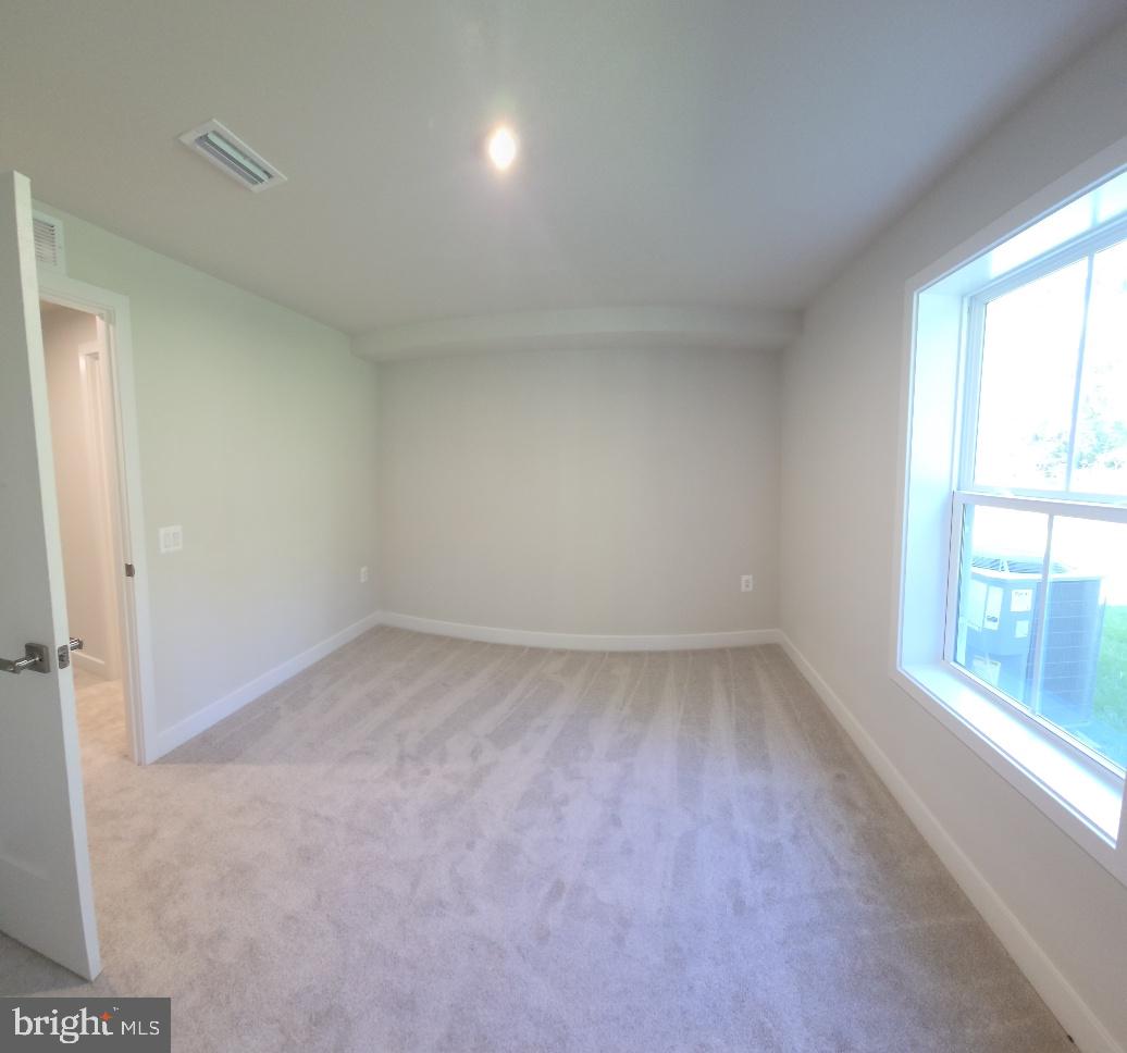 ALEXANDER'S CROSSING - Residential Lease