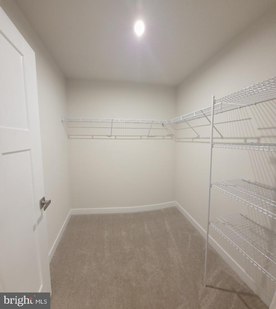 ALEXANDER'S CROSSING - Residential Lease