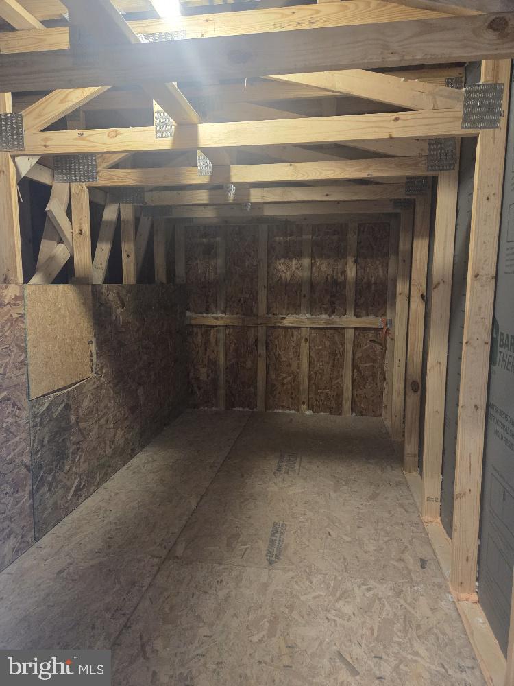 ALEXANDER'S CROSSING - Residential Lease