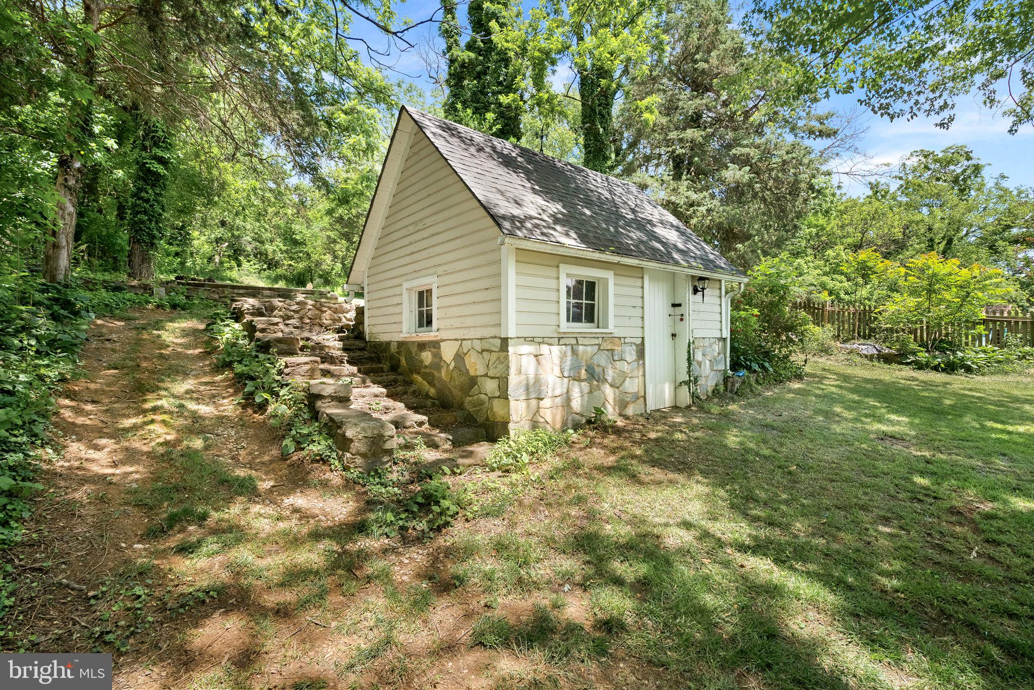 36930 CHARLES TOWN