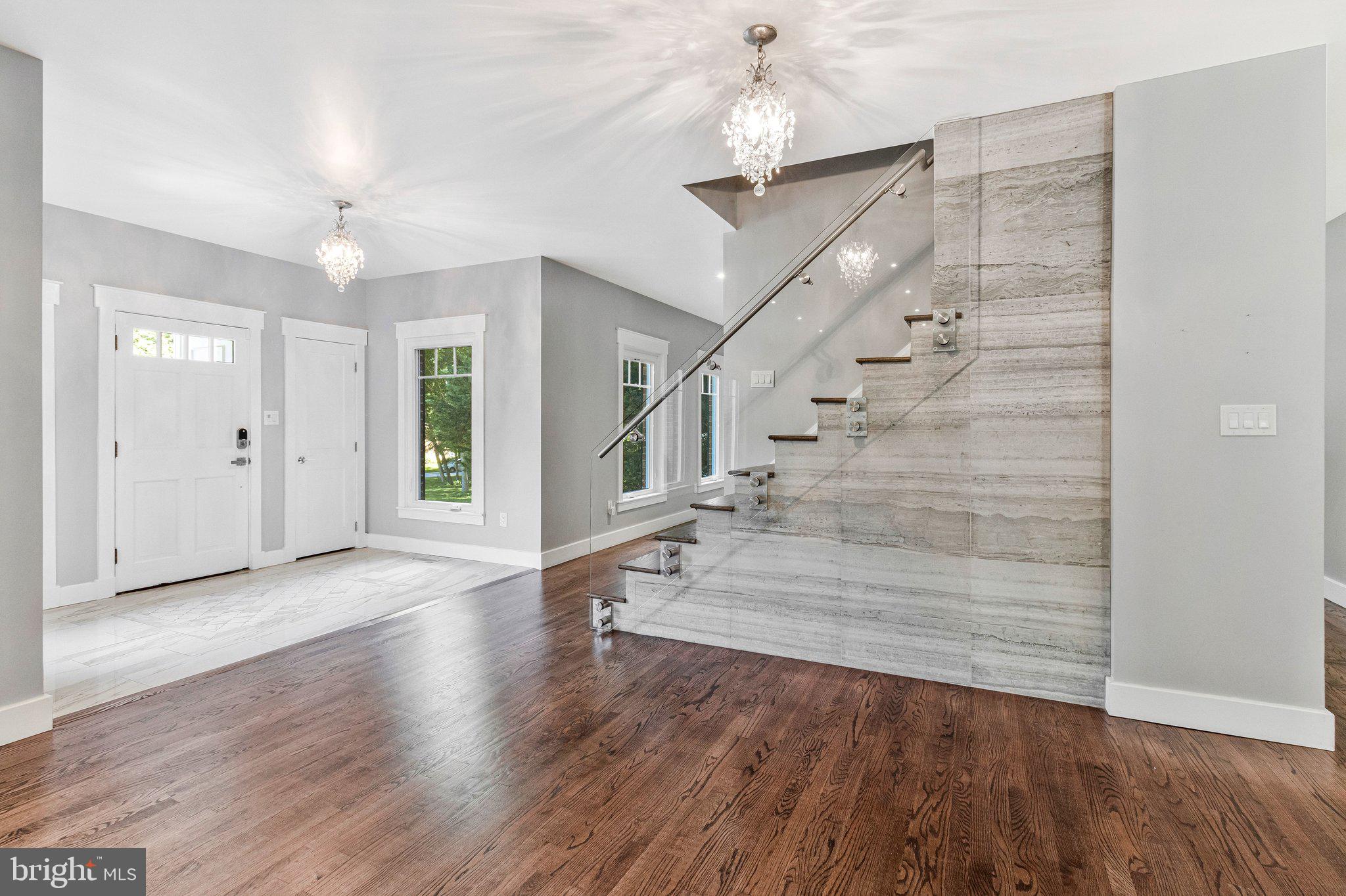 HIGHLAND LAKE - Residential