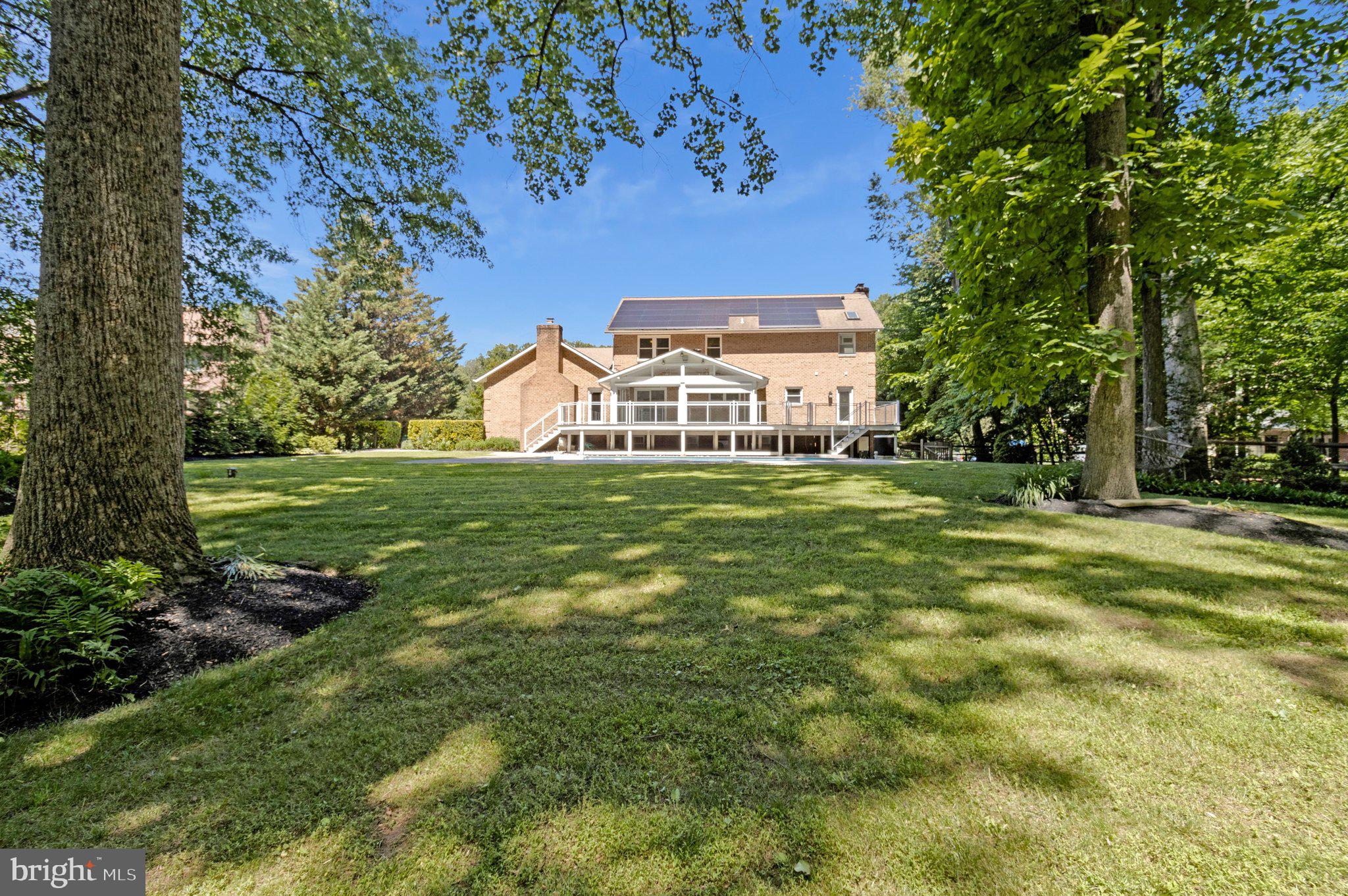 HIGHLAND LAKE - Residential