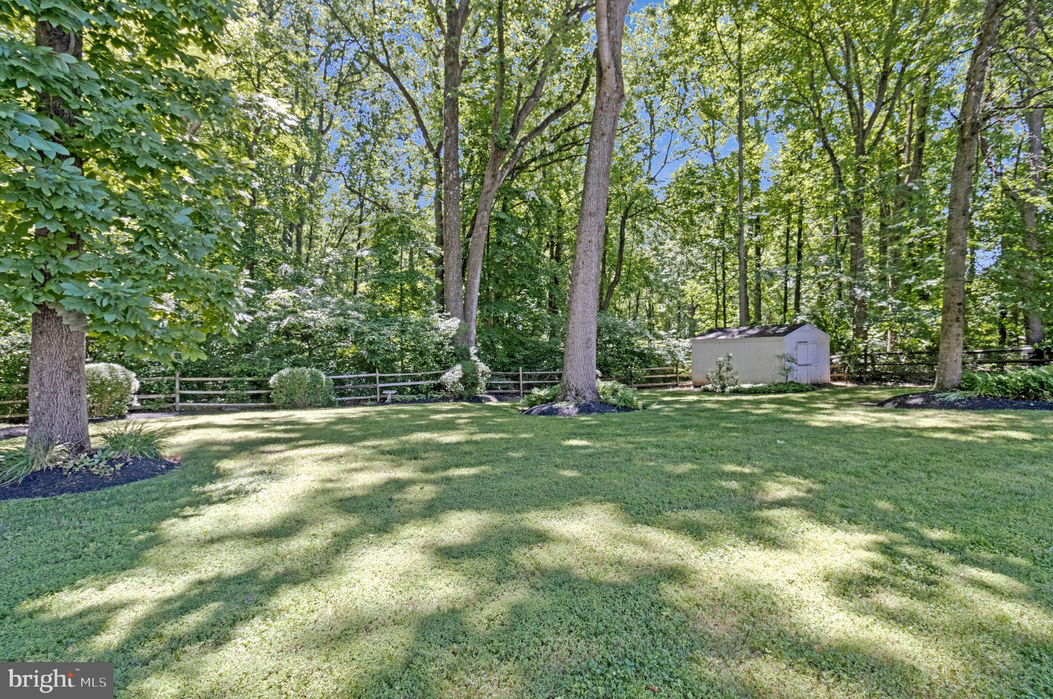 HIGHLAND LAKE - Residential