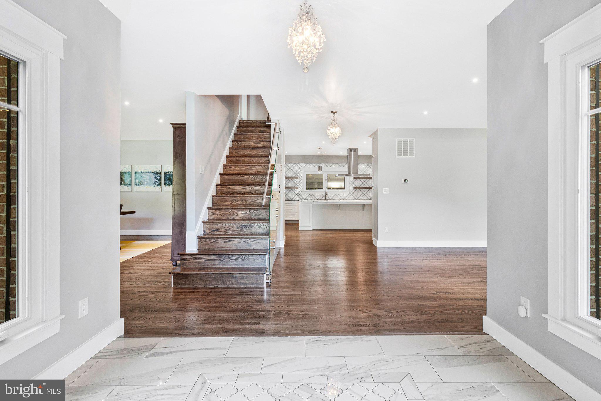 HIGHLAND LAKE - Residential