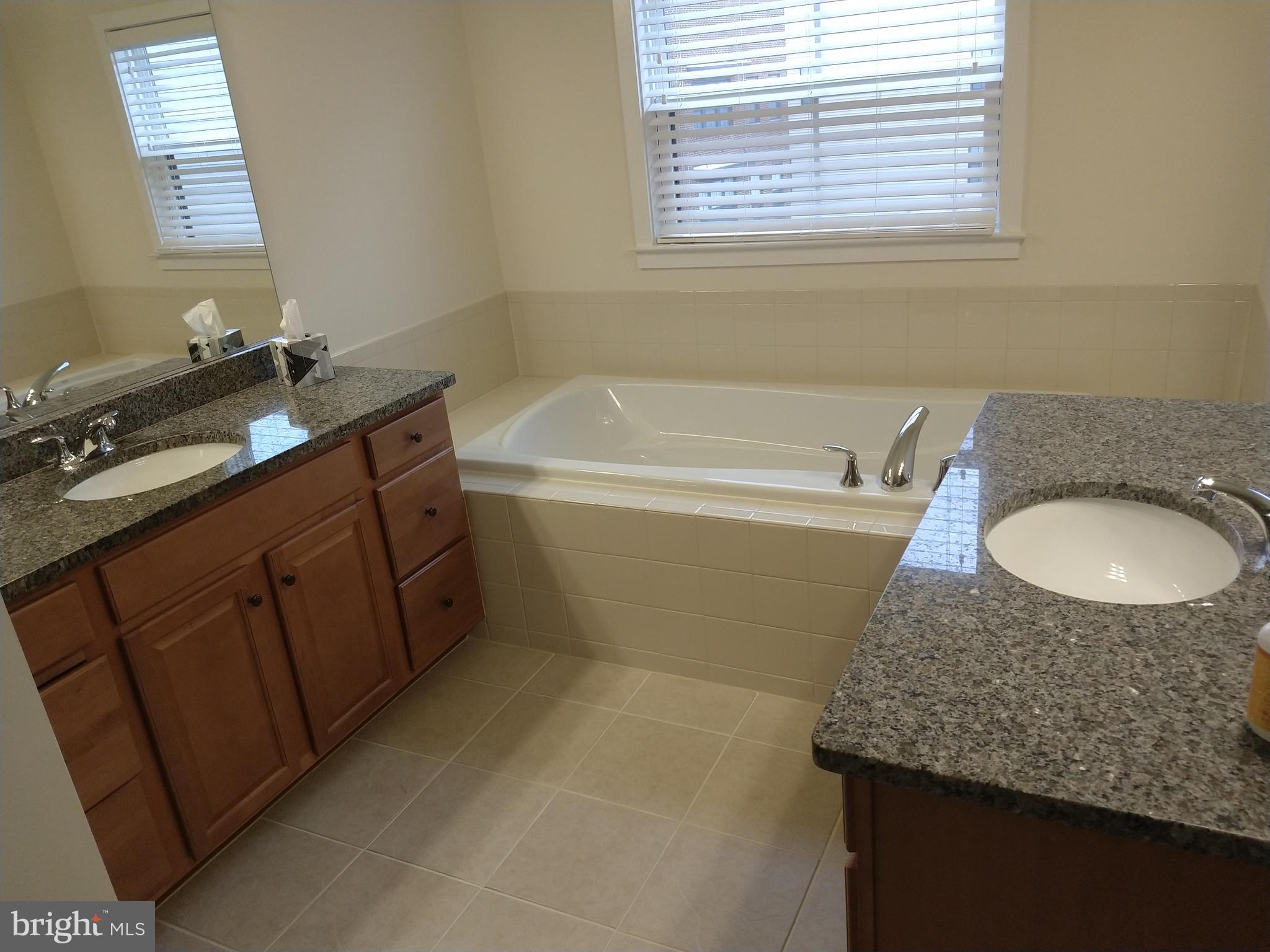 BRAMBLETON TOWN CENTER - Residential Lease