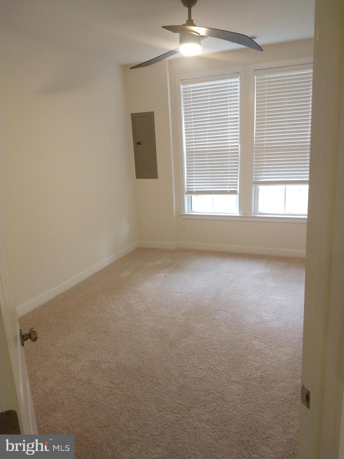 BRAMBLETON TOWN CENTER - Residential Lease