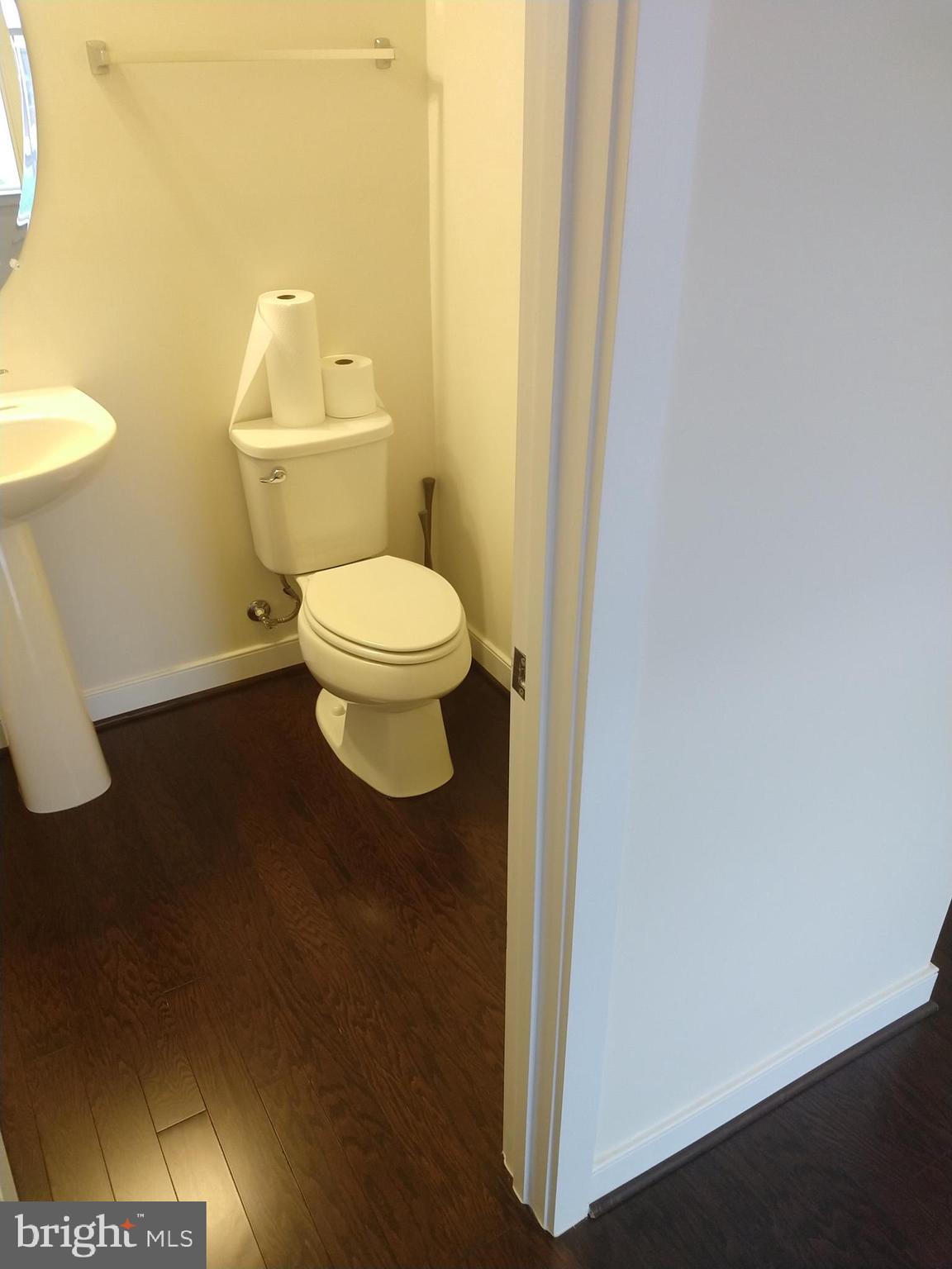 BRAMBLETON TOWN CENTER - Residential Lease