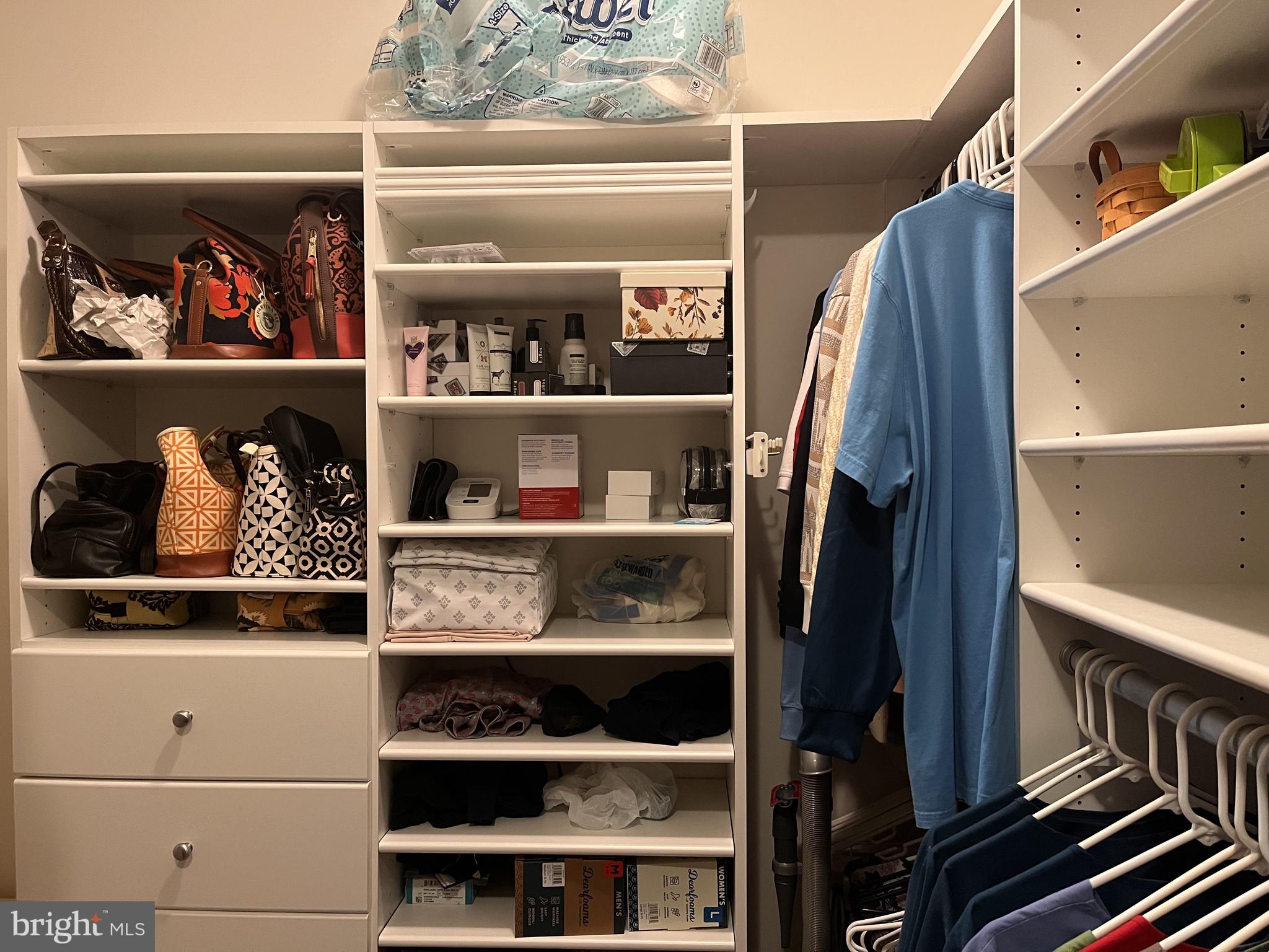 WINDSOR AT PERRY HALL FARMS - Residential