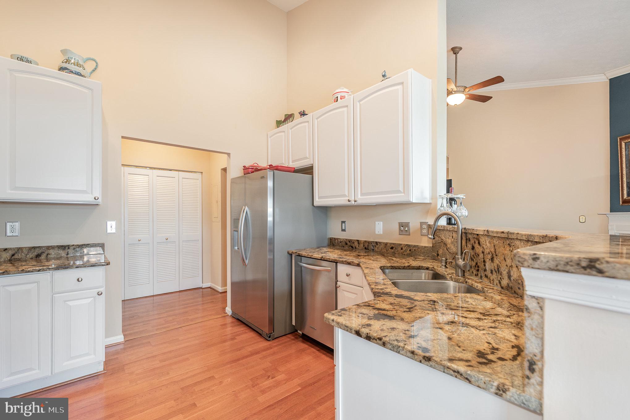 WINDSOR AT PERRY HALL FARMS - Residential