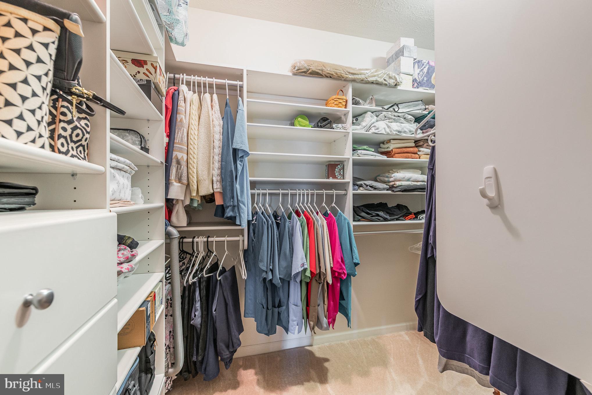 WINDSOR AT PERRY HALL FARMS - Residential