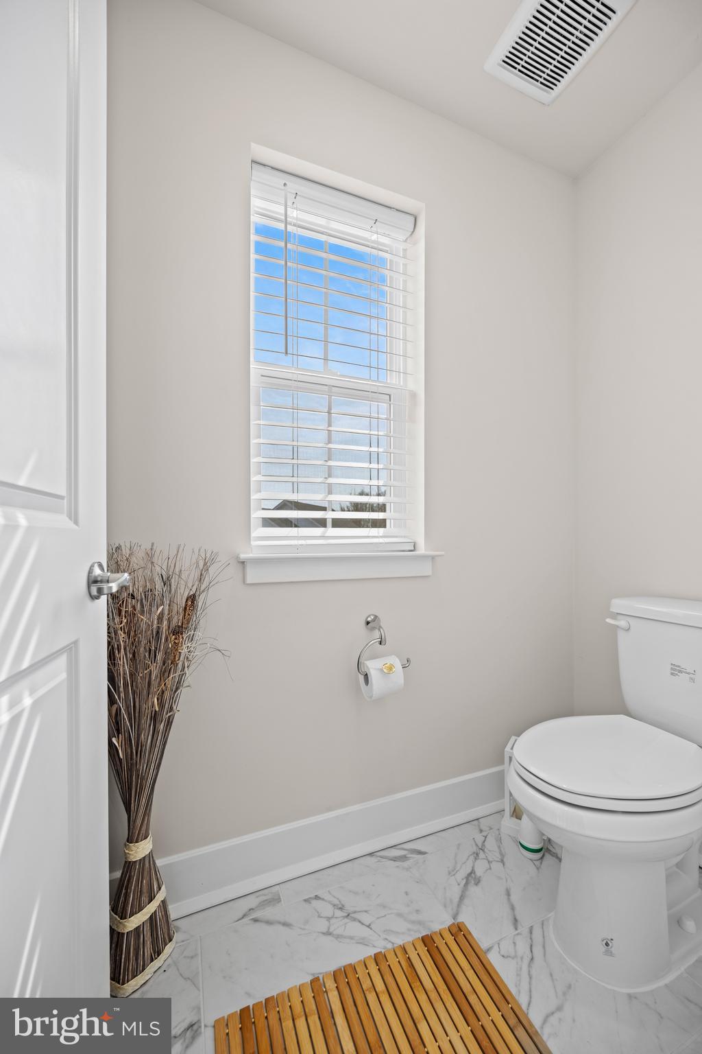 LANTERN RIDGE - Residential