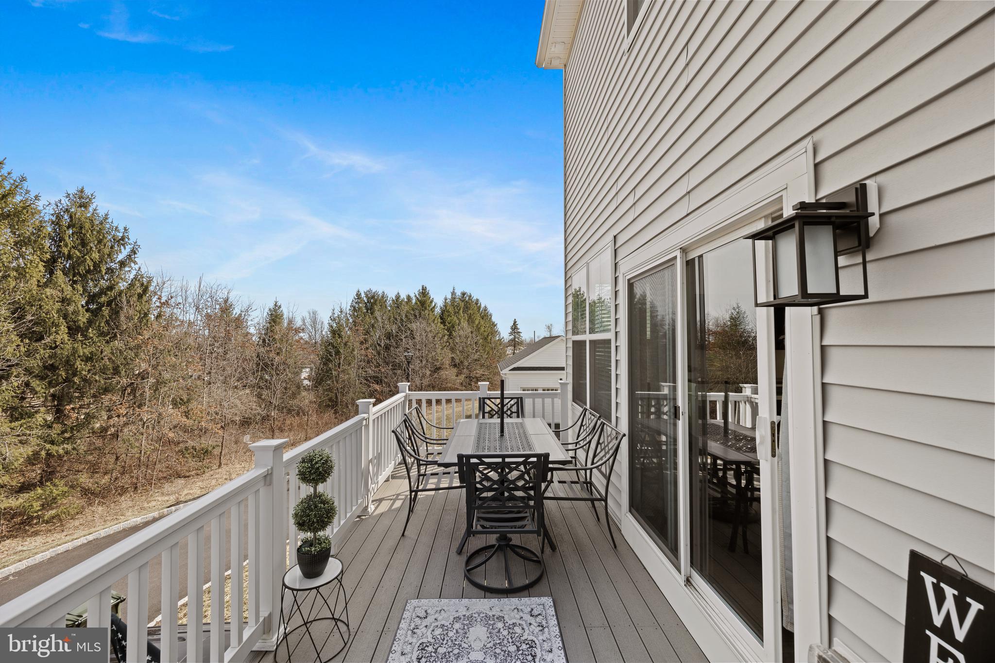 LANTERN RIDGE - Residential