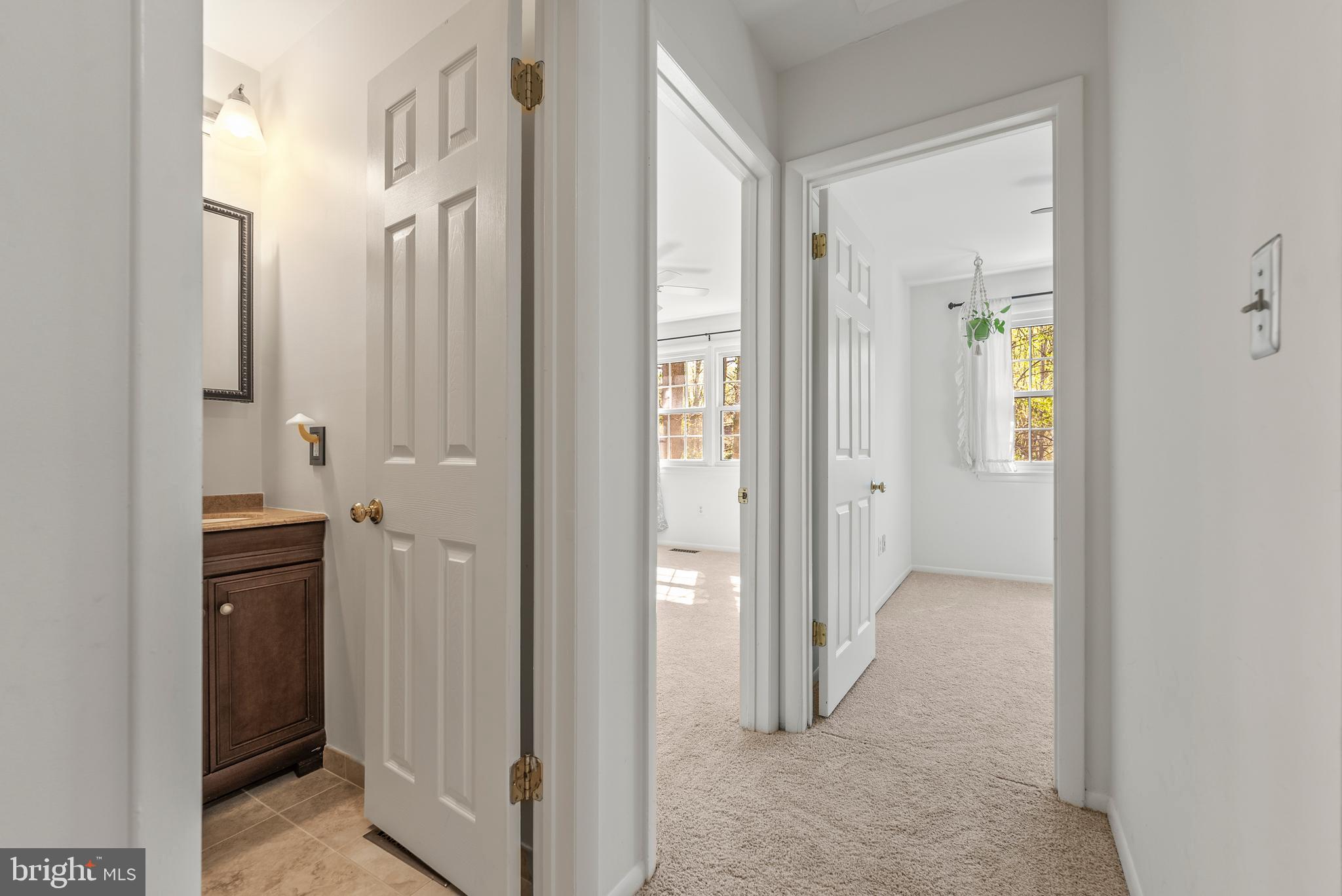 WHISPERING WOODS - Residential