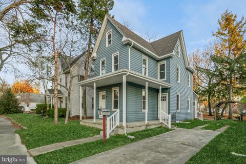 87 DELAWARE AVENUE PENNS GROVE NJ 08069