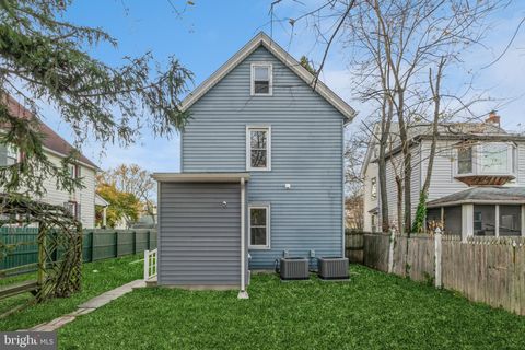Tiny photo for 87 Delaware Avenue, PENNS GROVE, NJ 08069 (MLS # NJSA2018118)