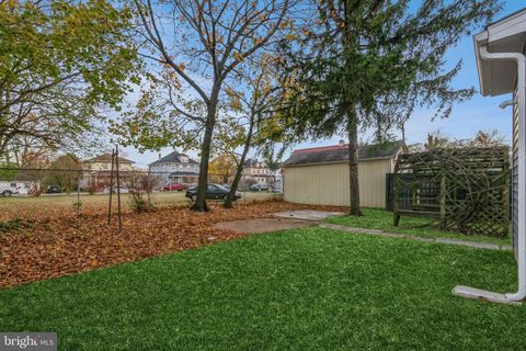 Tiny photo for 87 Delaware Avenue, PENNS GROVE, NJ 08069 (MLS # NJSA2018118)