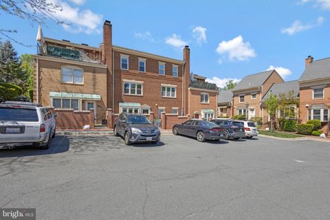 2532 FAIRFAX DRIVE ARLINGTON VA 22201