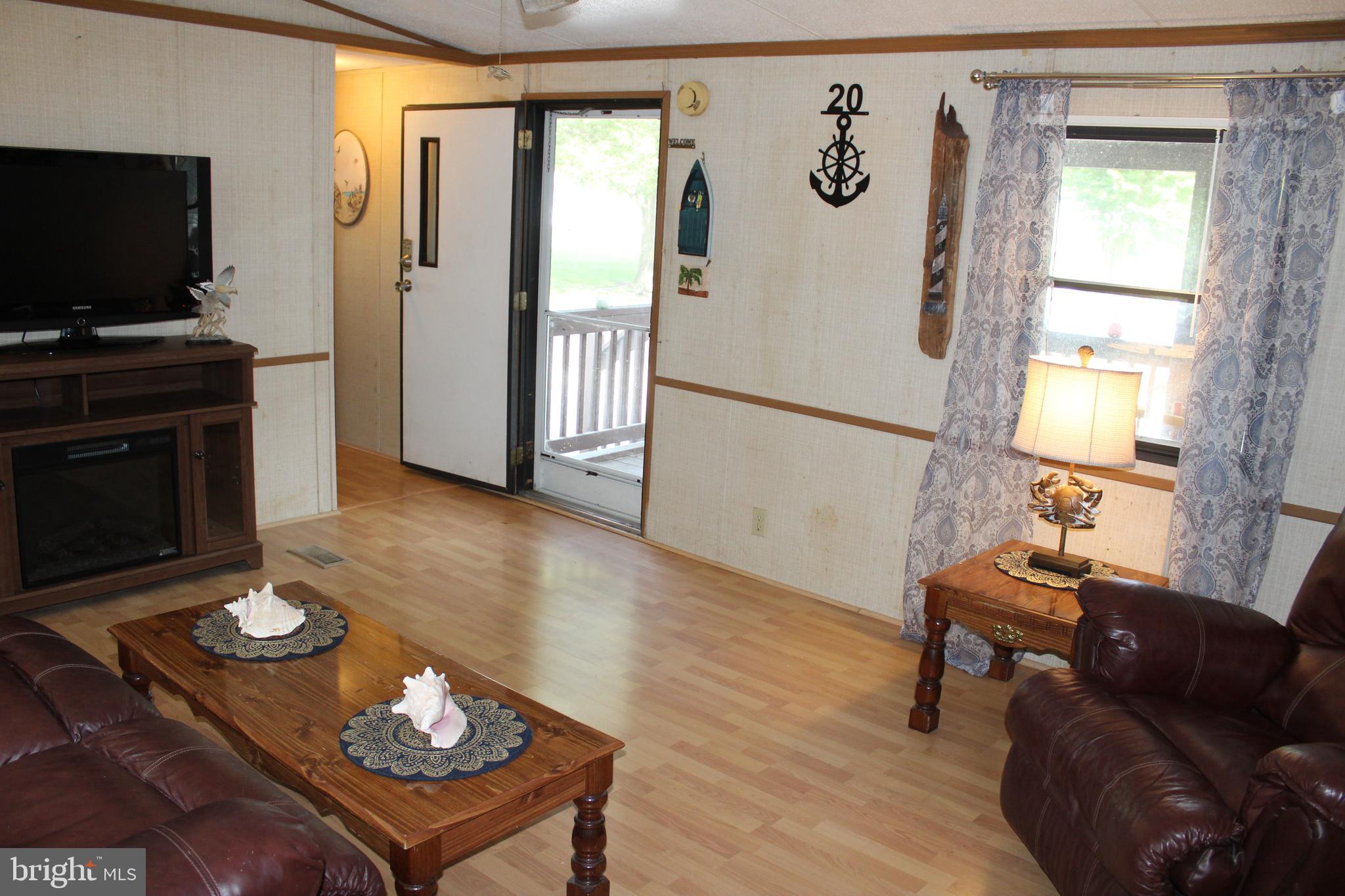 FOUR SEASONS MHP - Residential