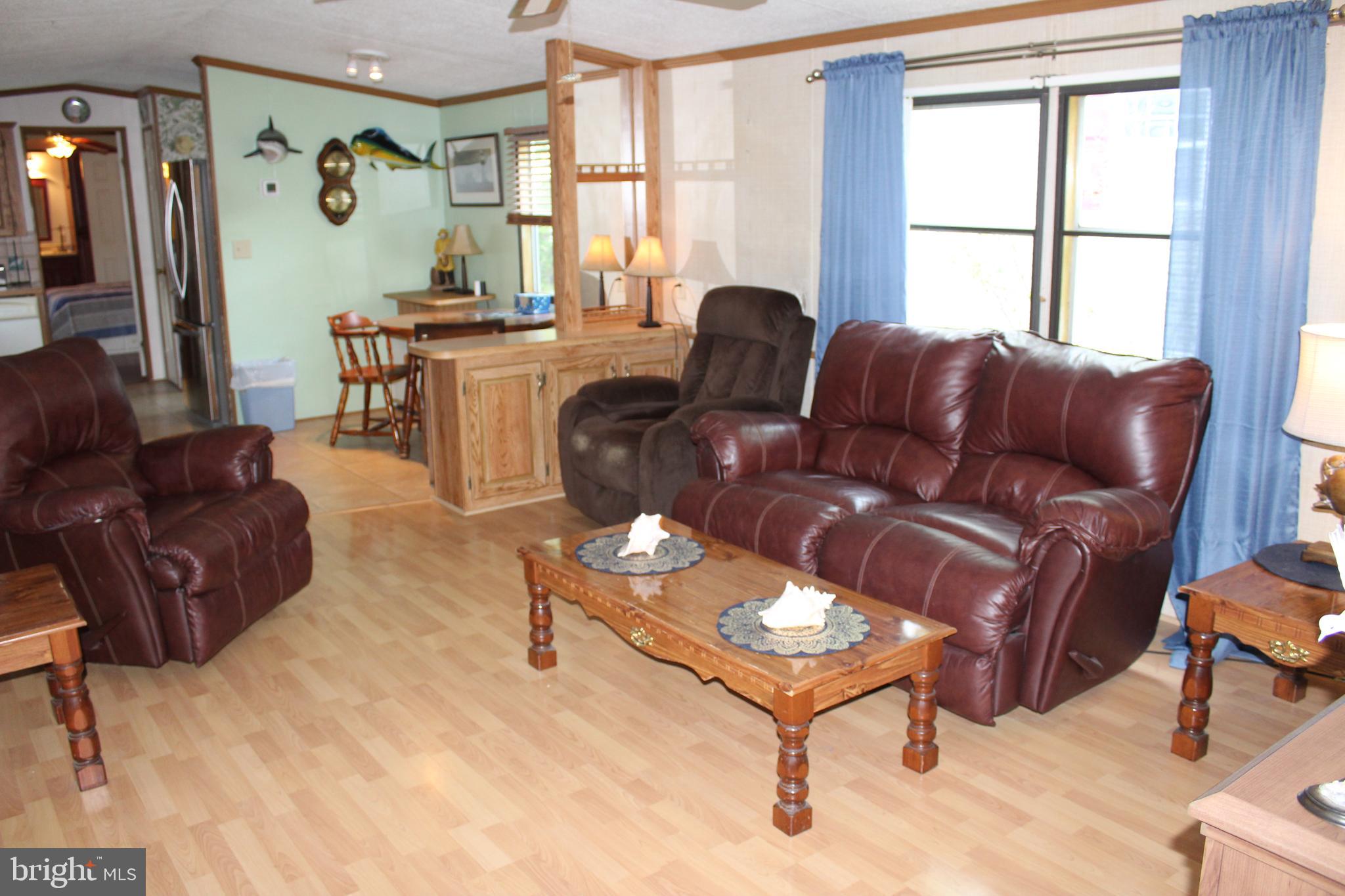 FOUR SEASONS MHP - Residential