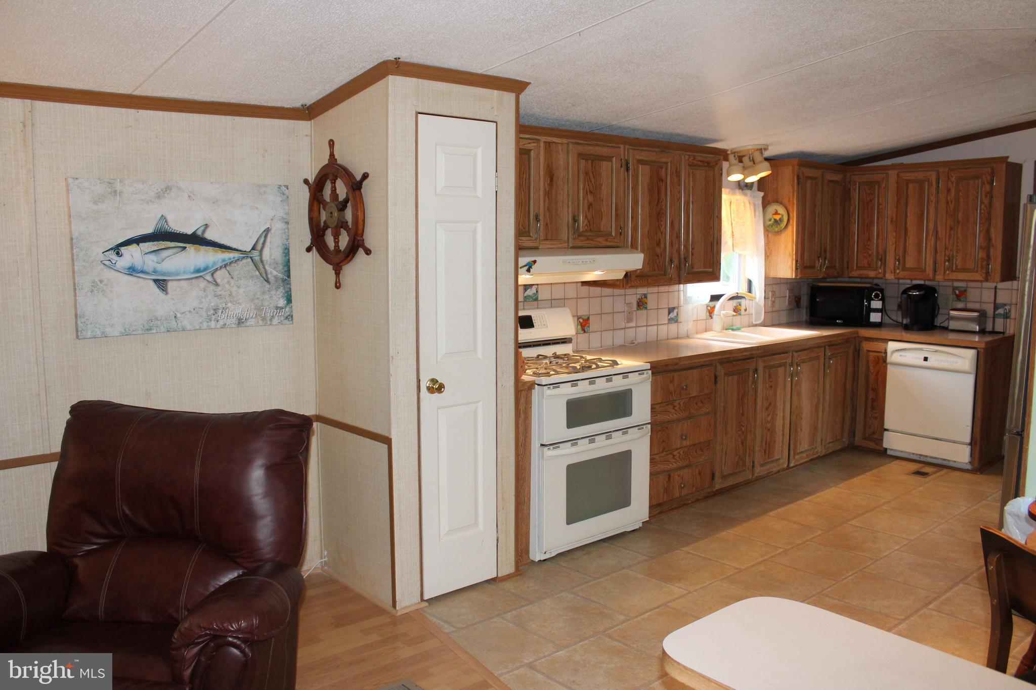 FOUR SEASONS MHP - Residential