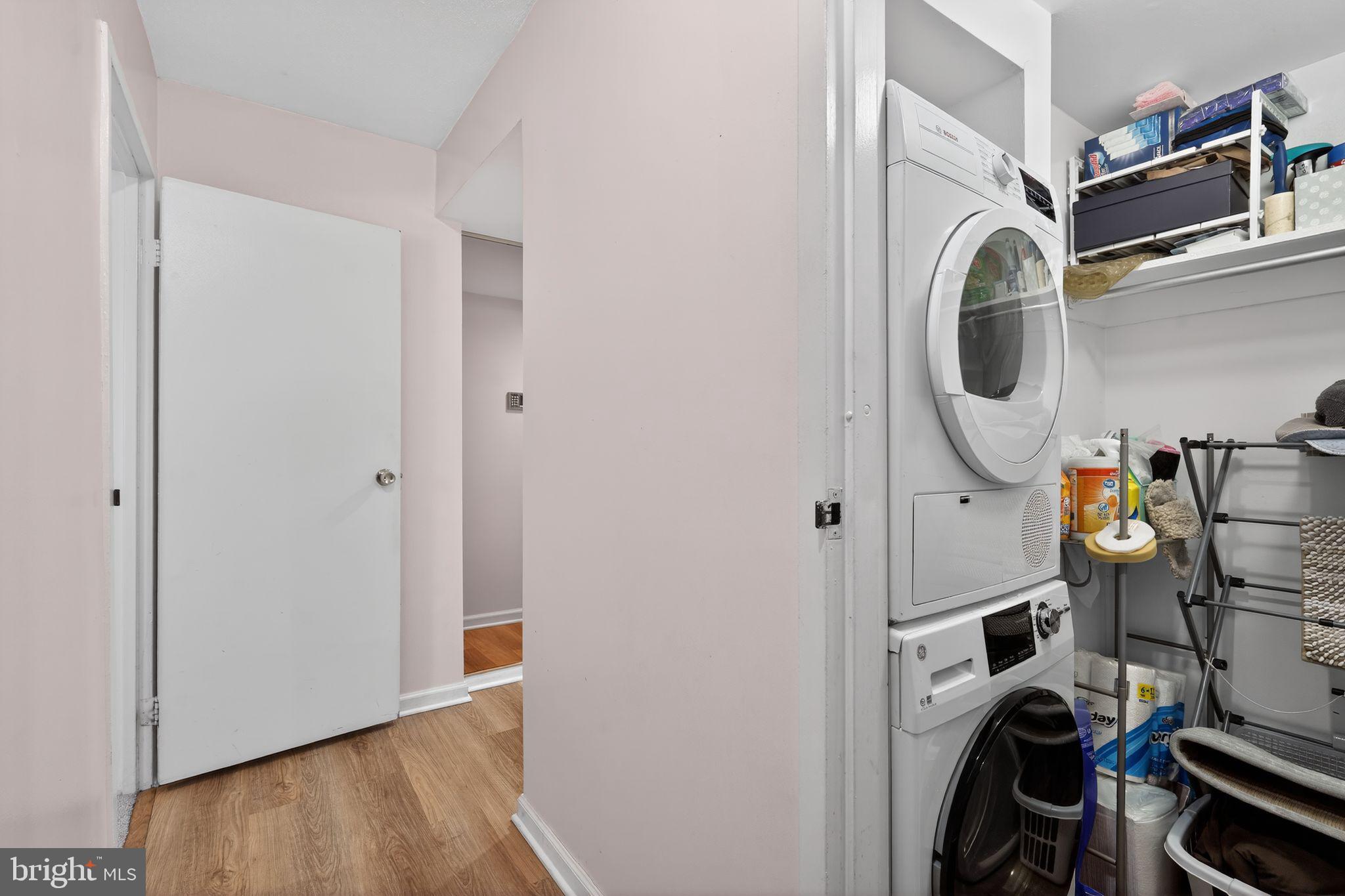 EAST FALLS - Residential