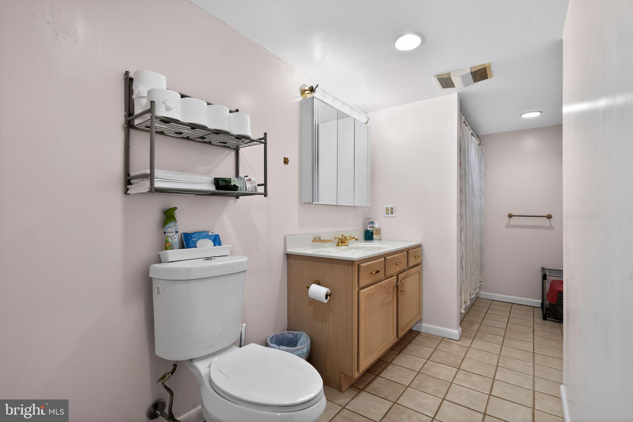 EAST FALLS - Residential