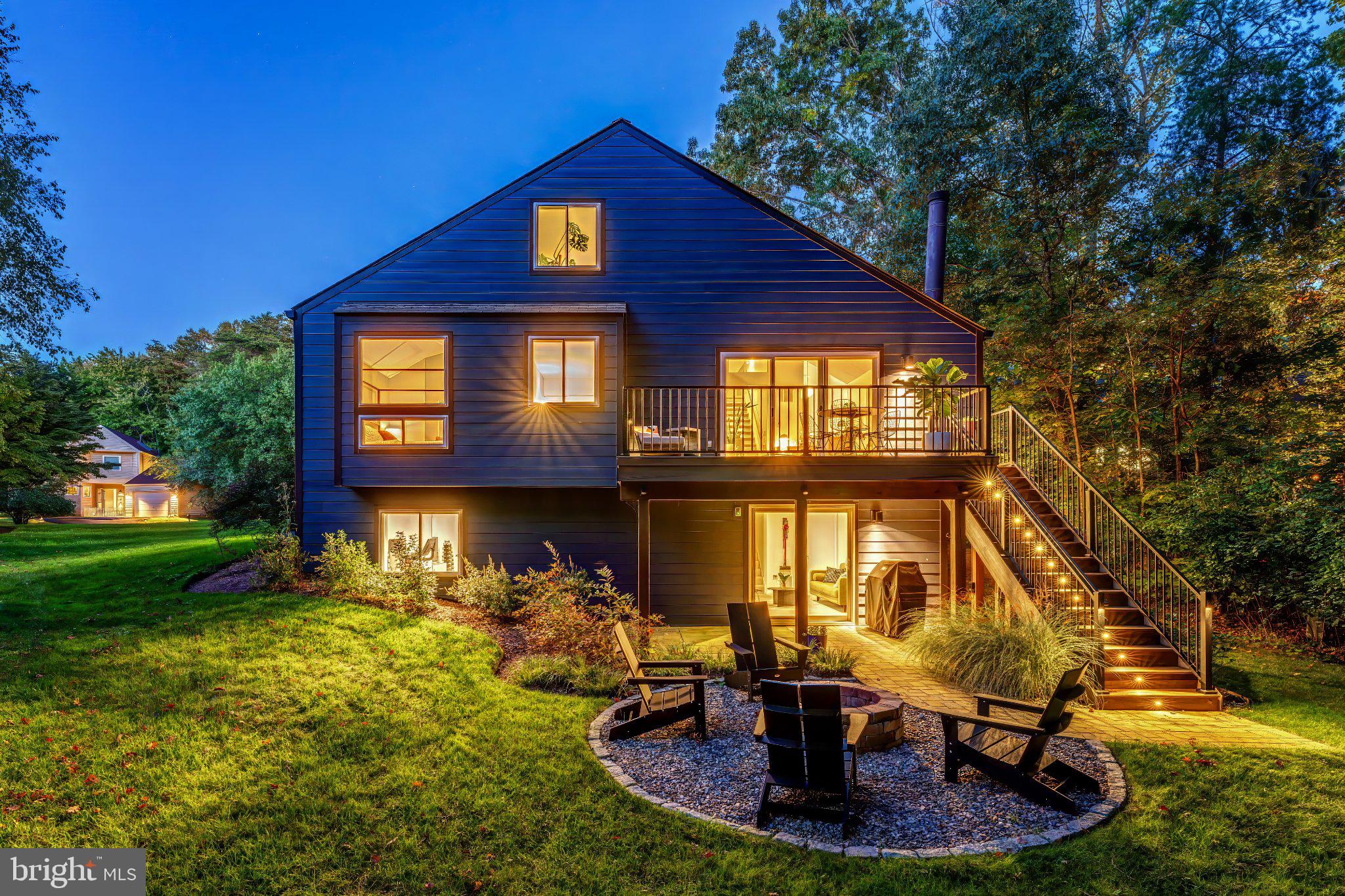 1679 CEDAR HOLLOW WAY