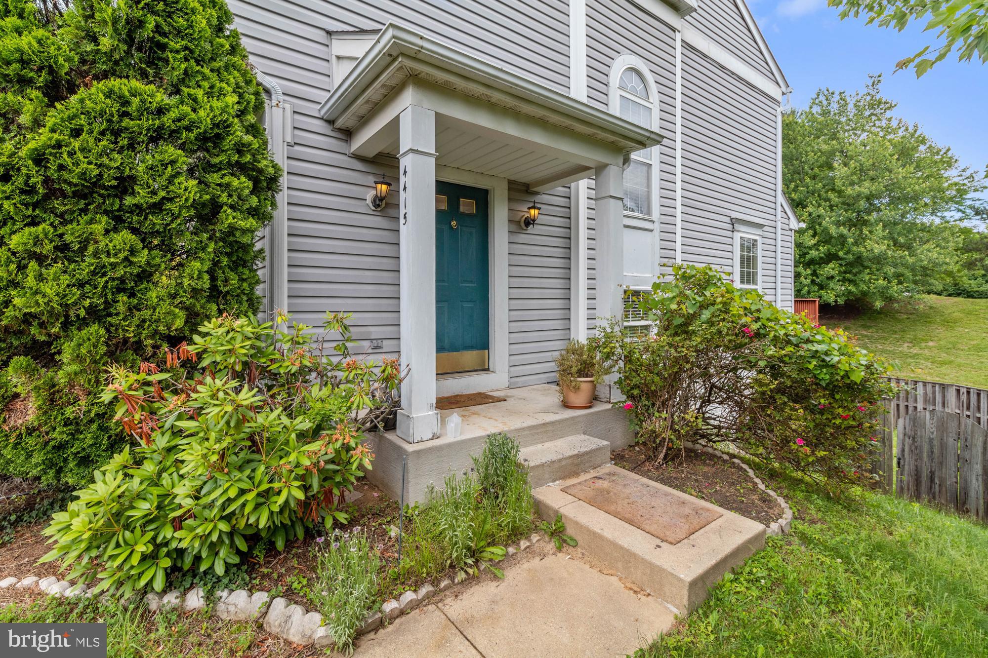 THE VILLAGES OF LYONSFIELD RUN - Residential Lease