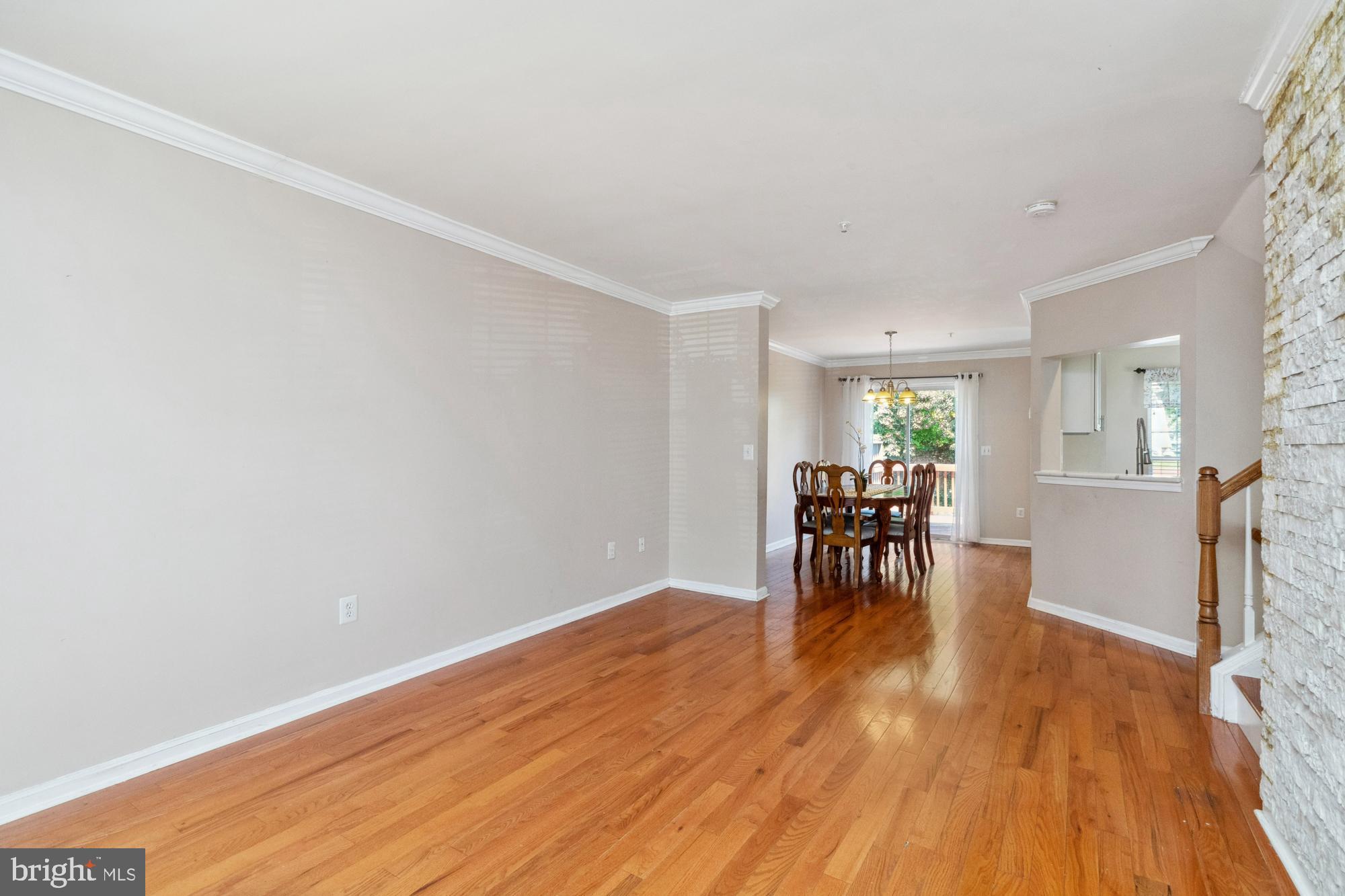 THE VILLAGES OF LYONSFIELD RUN - Residential Lease