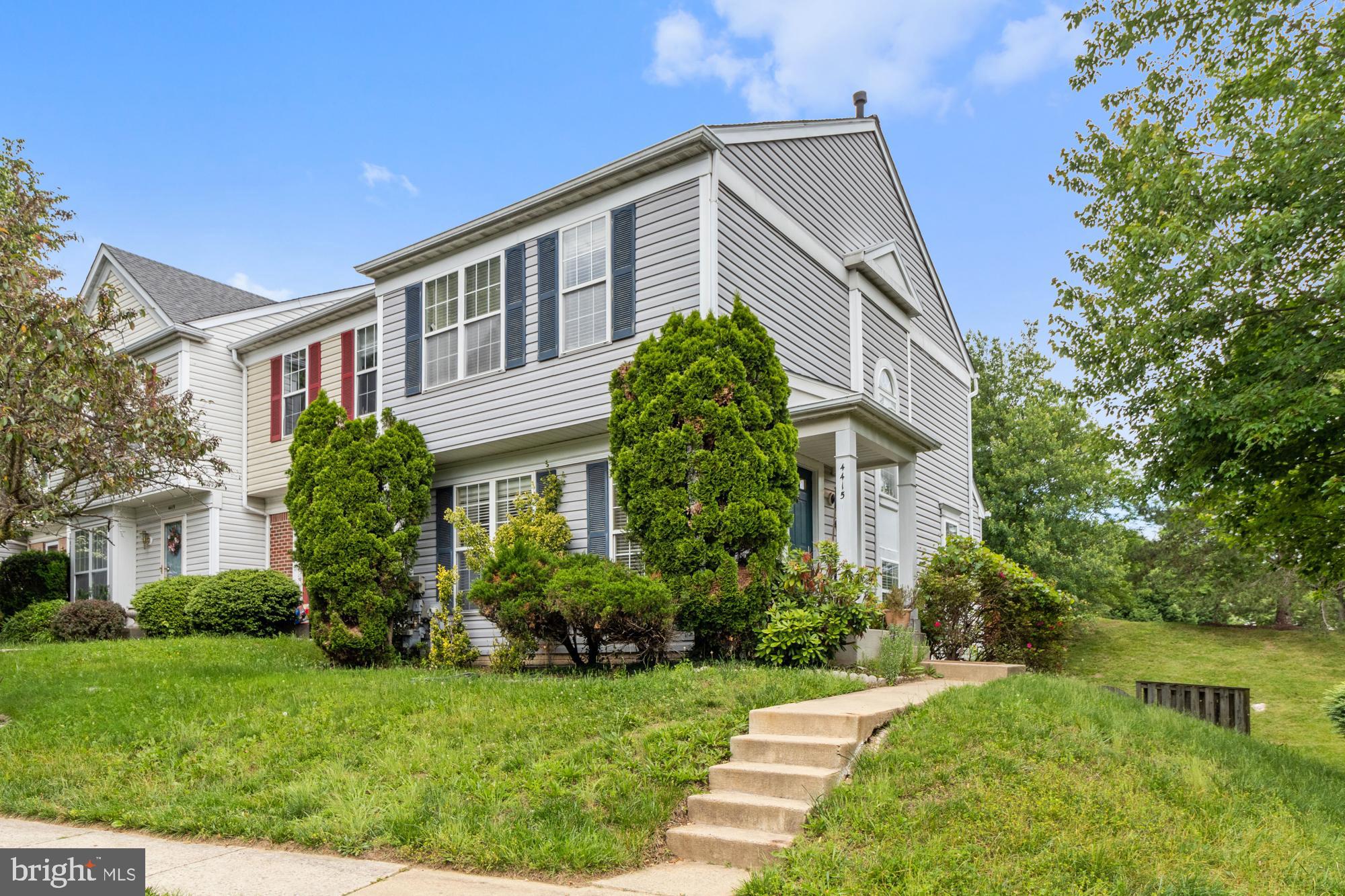 THE VILLAGES OF LYONSFIELD RUN - Residential Lease